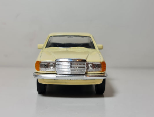 MERCEDES W123