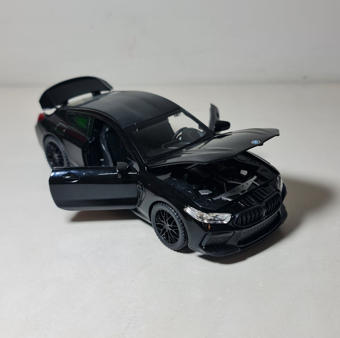BMW M8