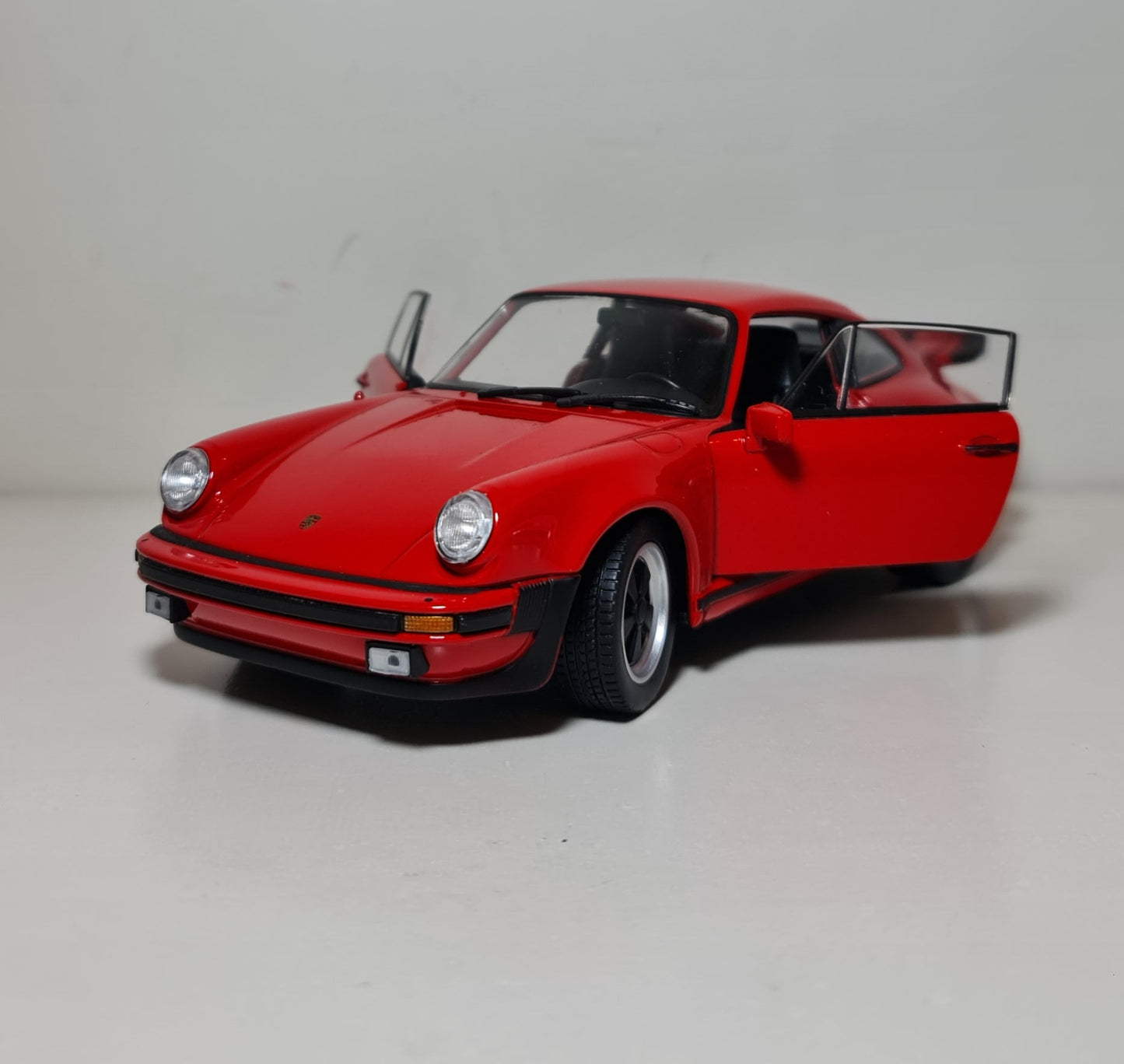 PORSCHE 911 TURBO 1987