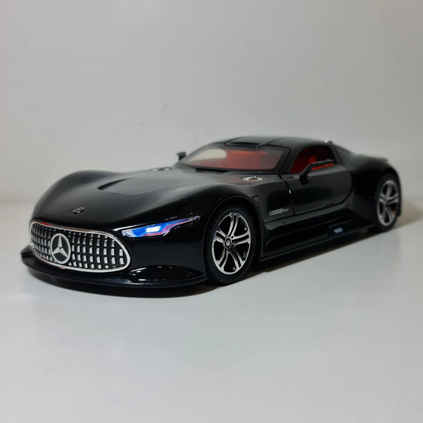 MERCEDES AMG VISION GRAN TURISMO