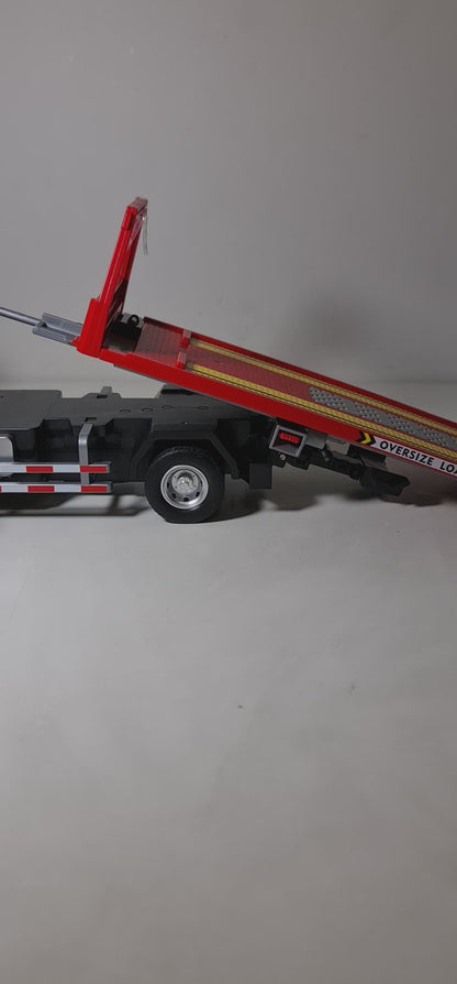 TRUCK HAULER VEHICLE