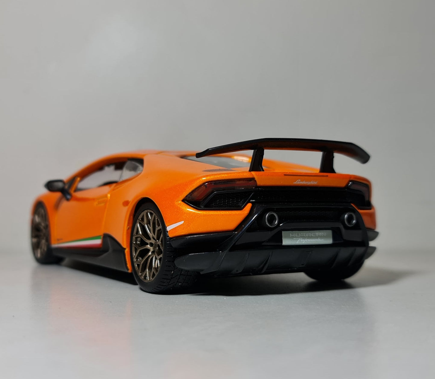 LAMBORGHINI HURACAN PERFORMANTE