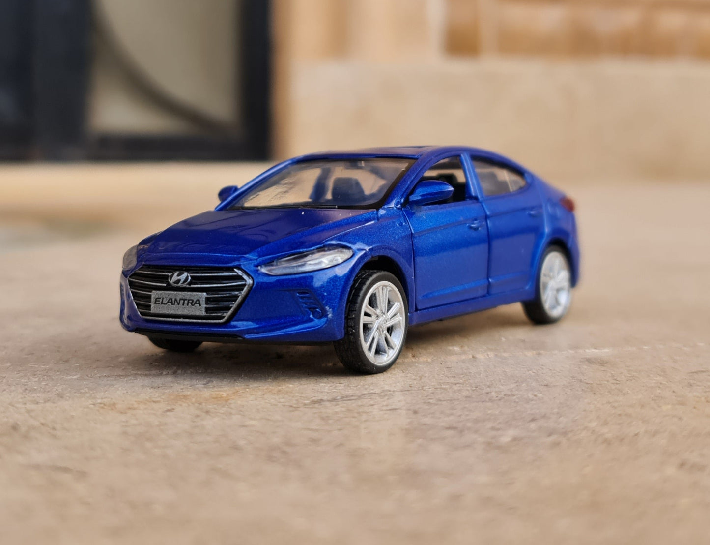 HYUNDAI ELANTRA AD