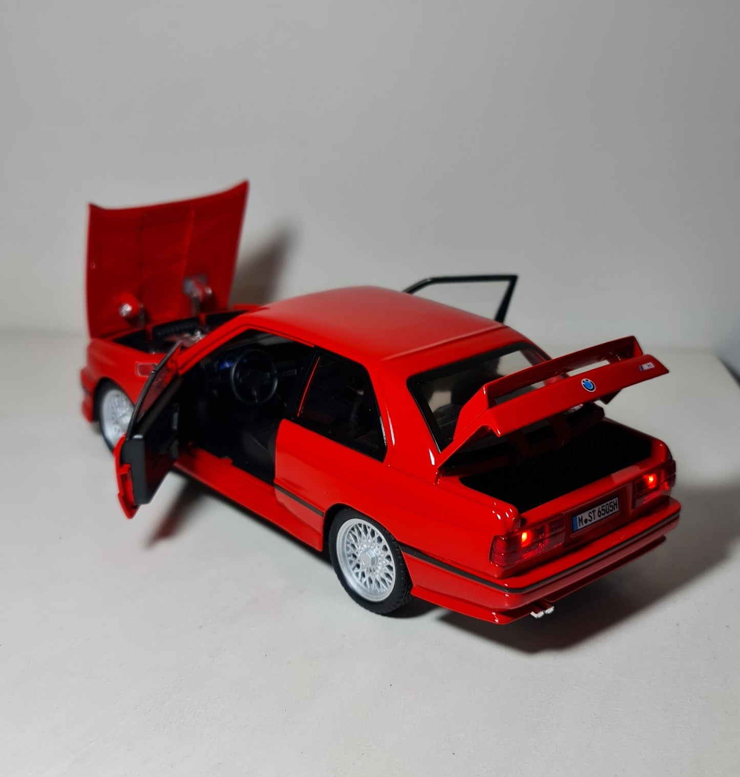 BMW M3 E30