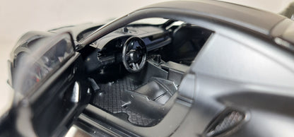 PORSCHE 992 GT3RS (1/24)