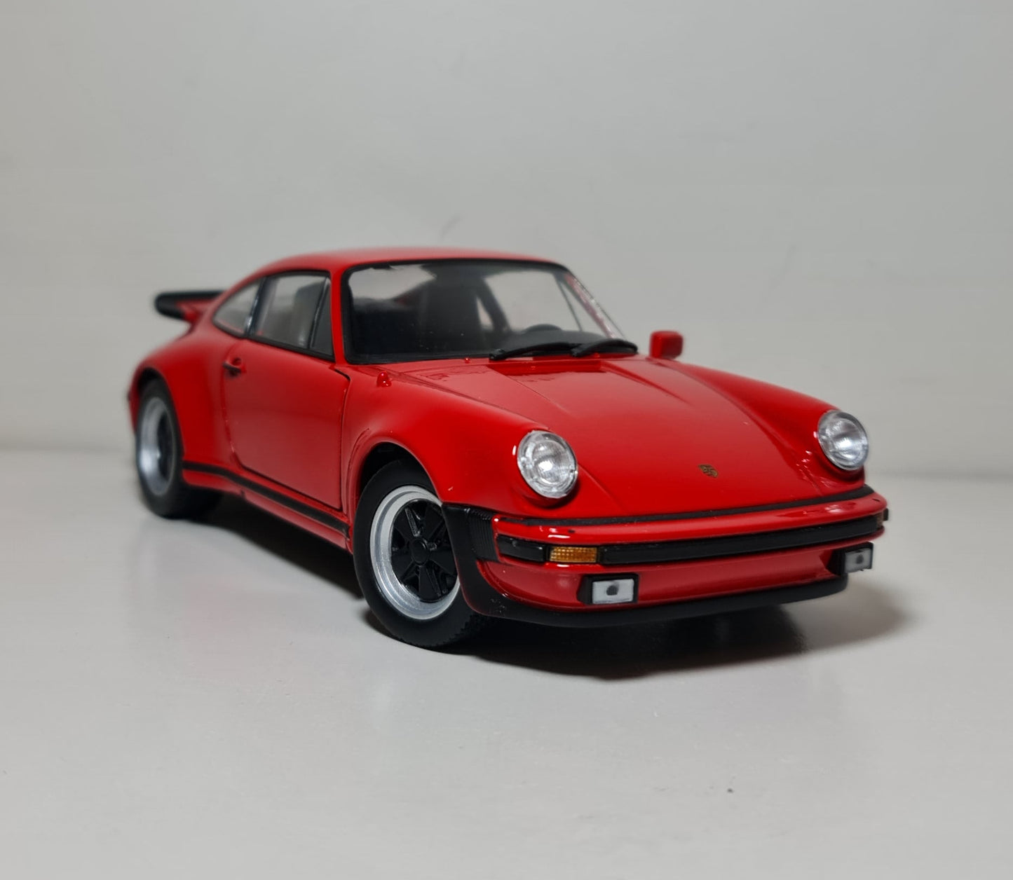 PORSCHE 911 TURBO 1987