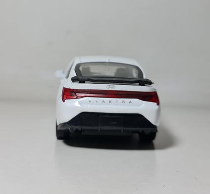 HUYANDAI ELANTRA CN7