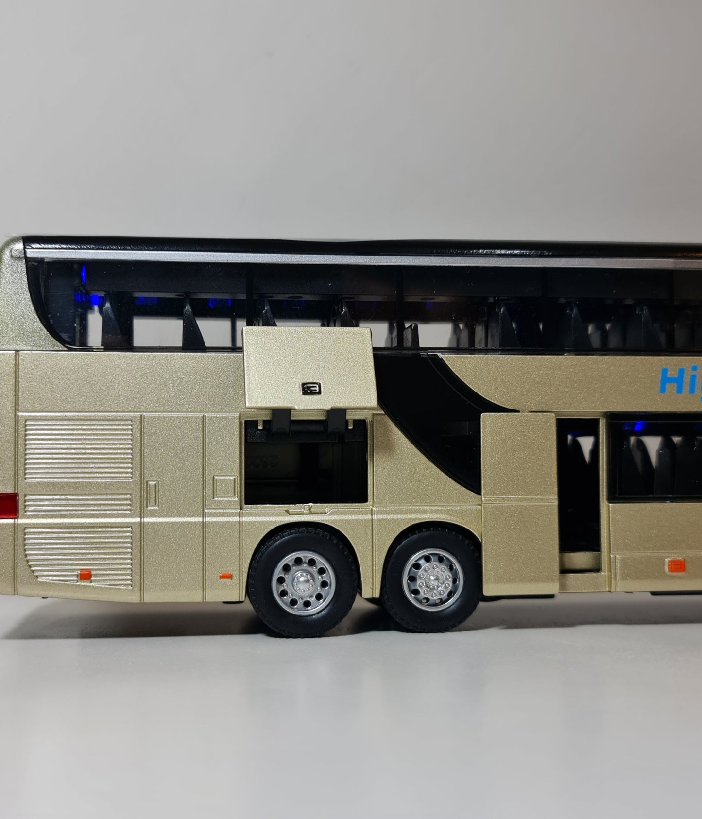 DOUBLE DECKER BUS