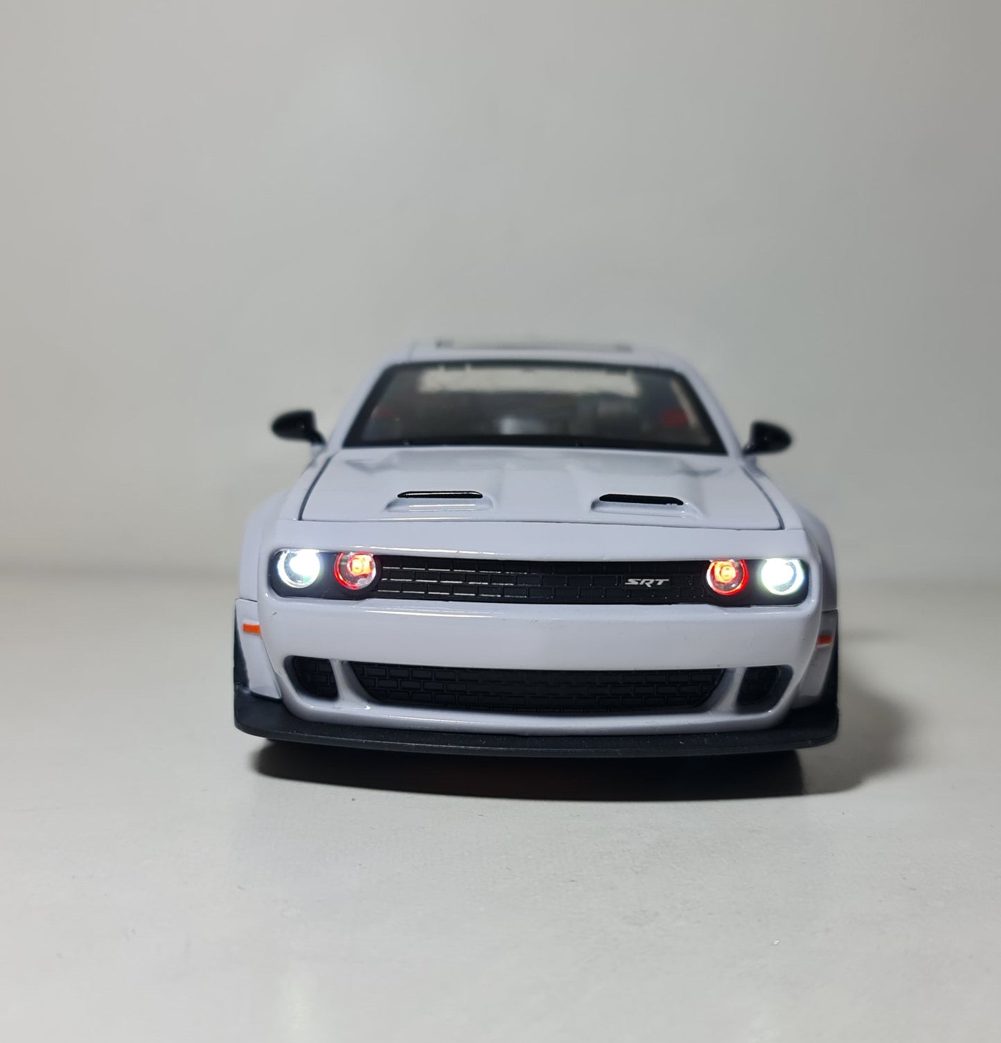 DODGE CHALLENGER SRT (HELLCAT)