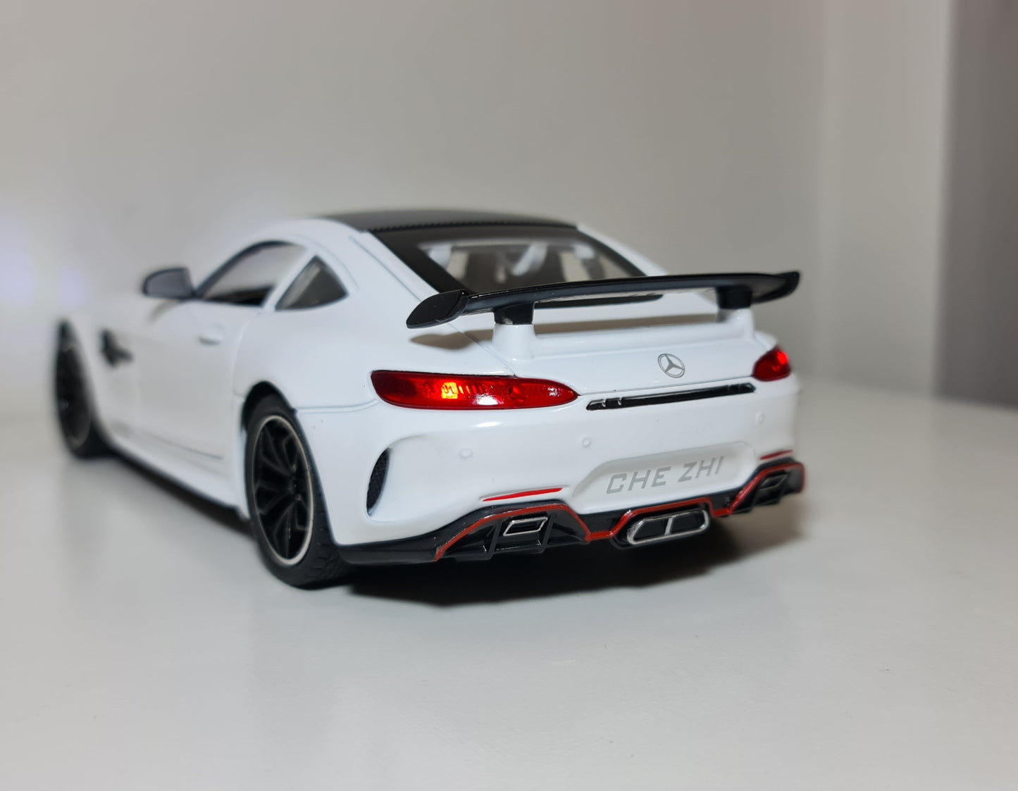 MERCEDES GTR AMG