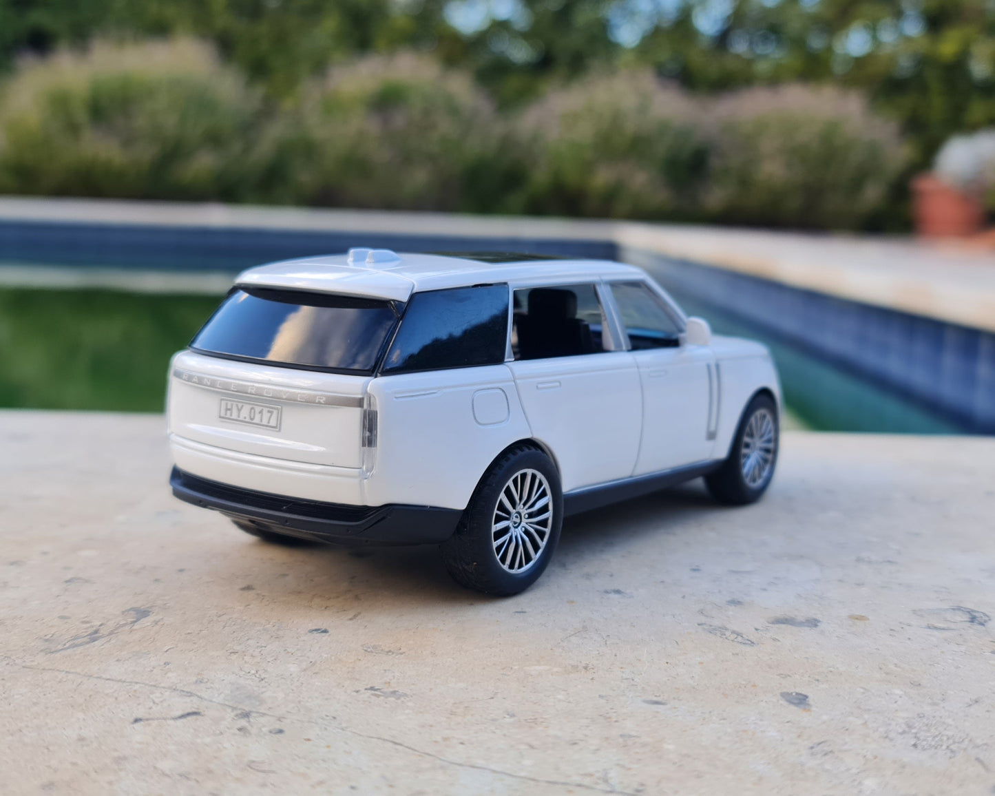 RANGE ROVER LAND LOVER