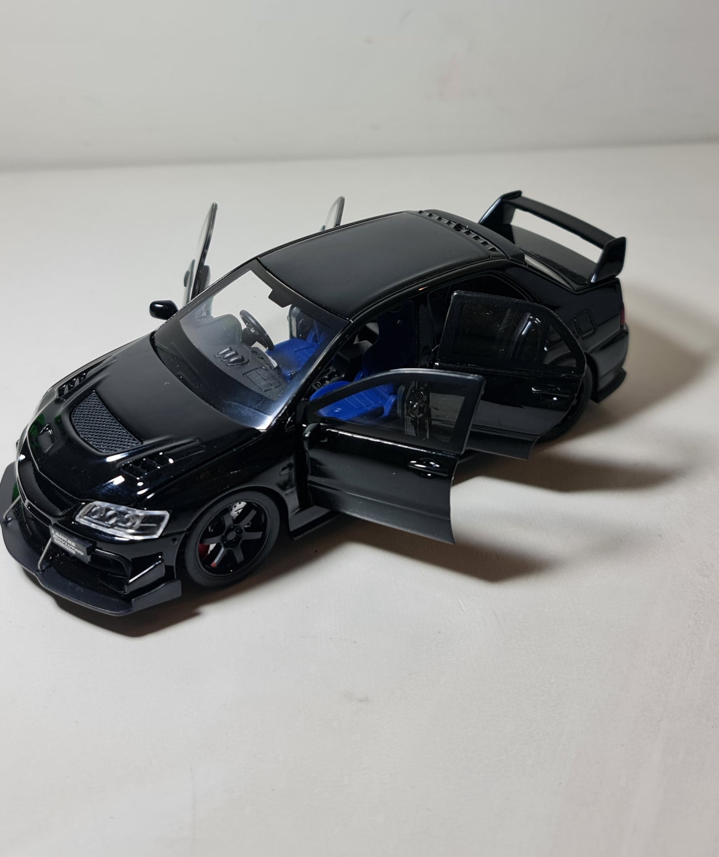 MITSUBISHI LANCER EVO 9