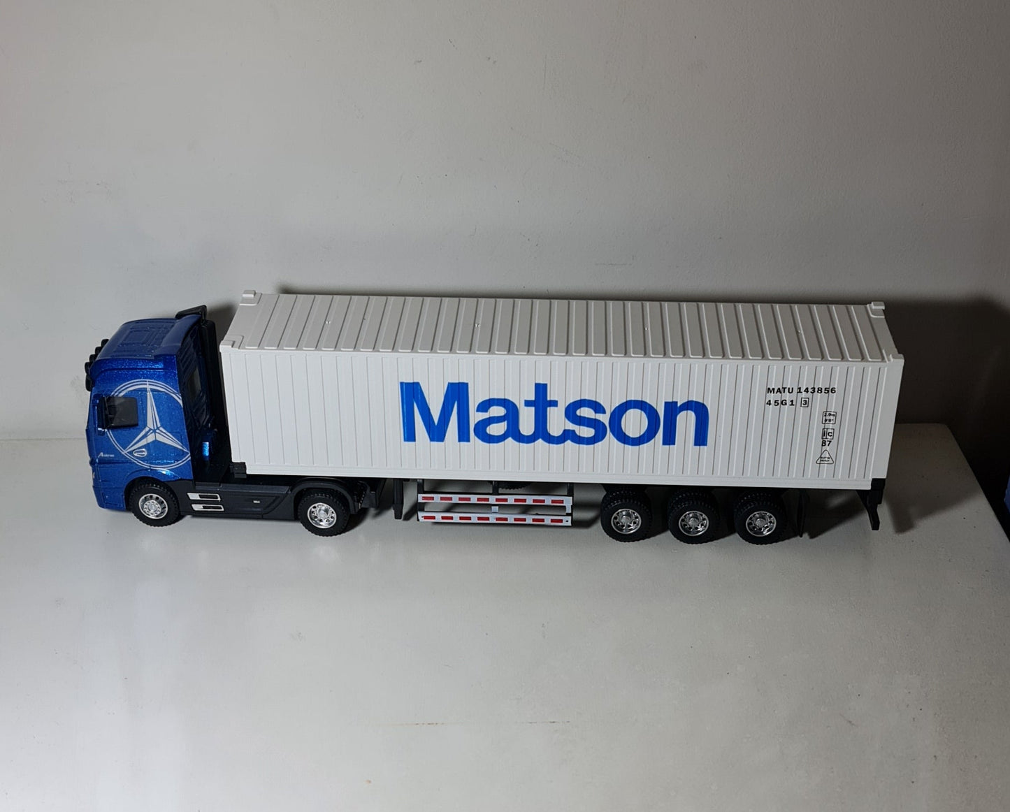 MERCEDES ACTROS (MATSON)
