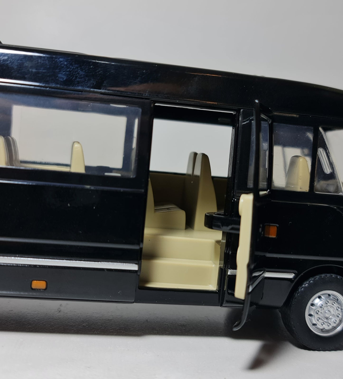 TOYOTA COASTER