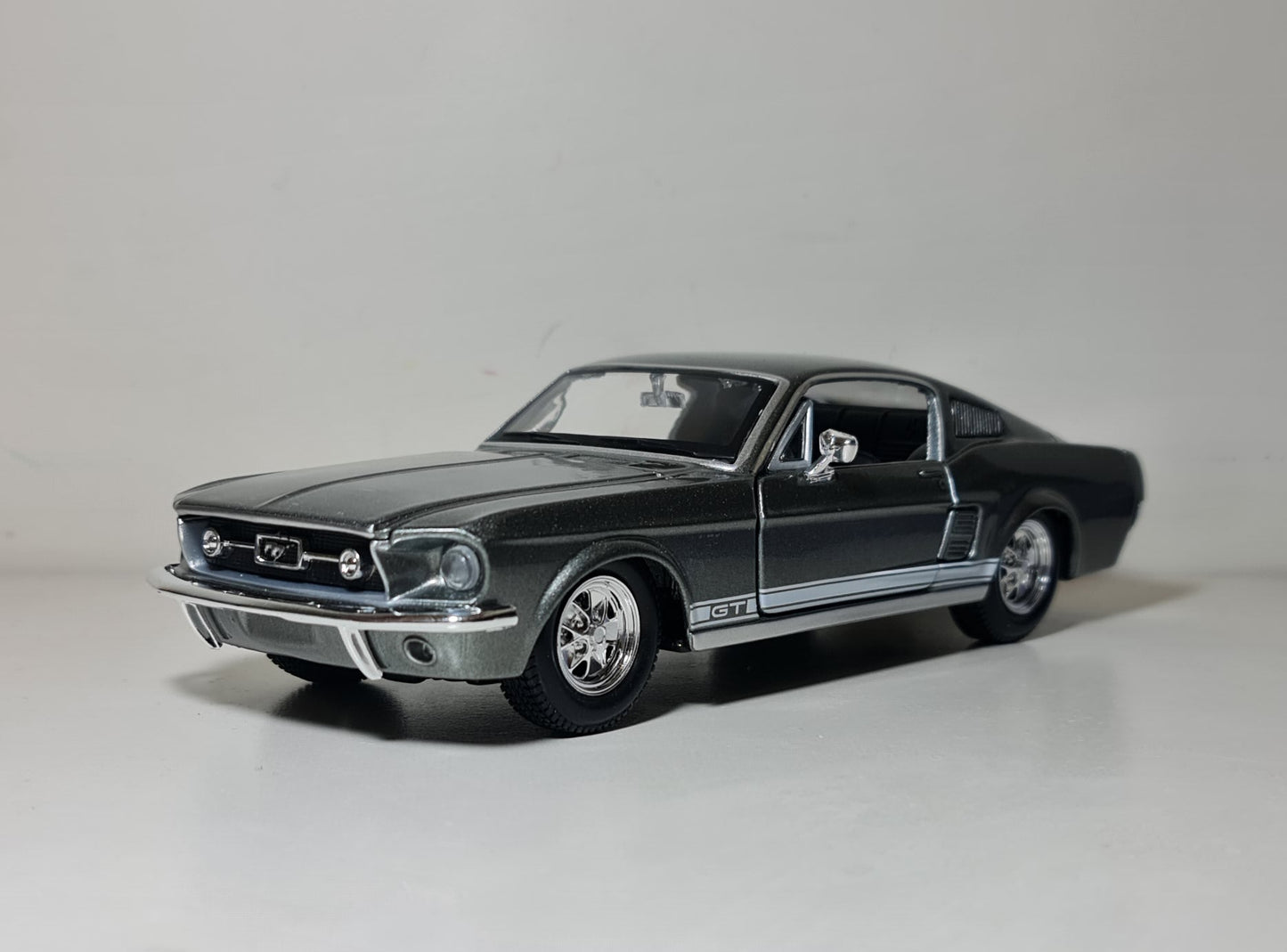FORD MUSTANG GT 1967