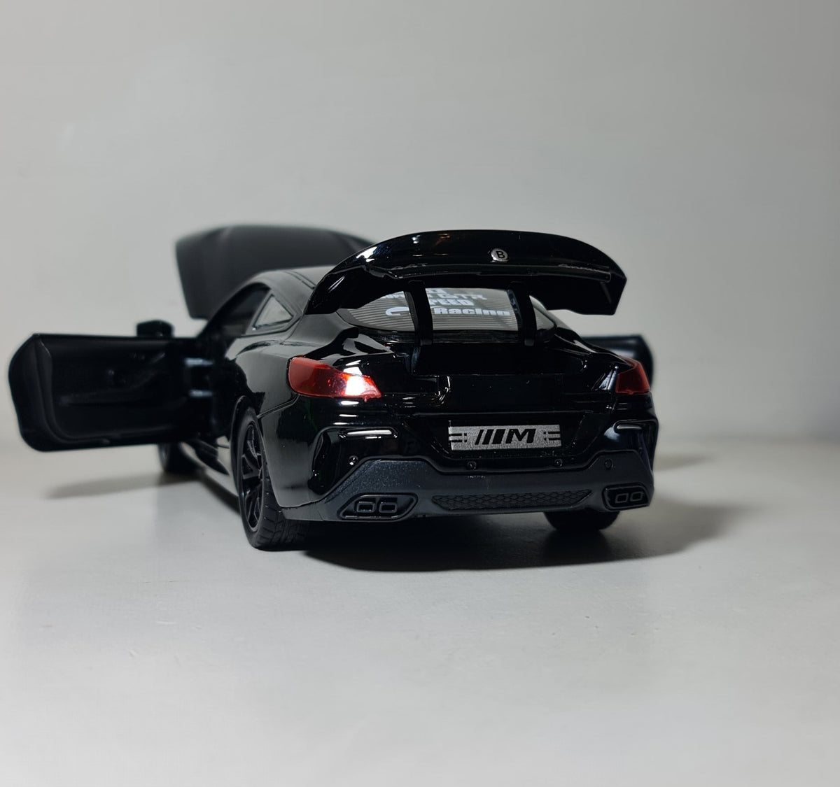 BMW M8 COMPETITION