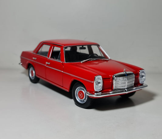 MERCEDES W115 220E