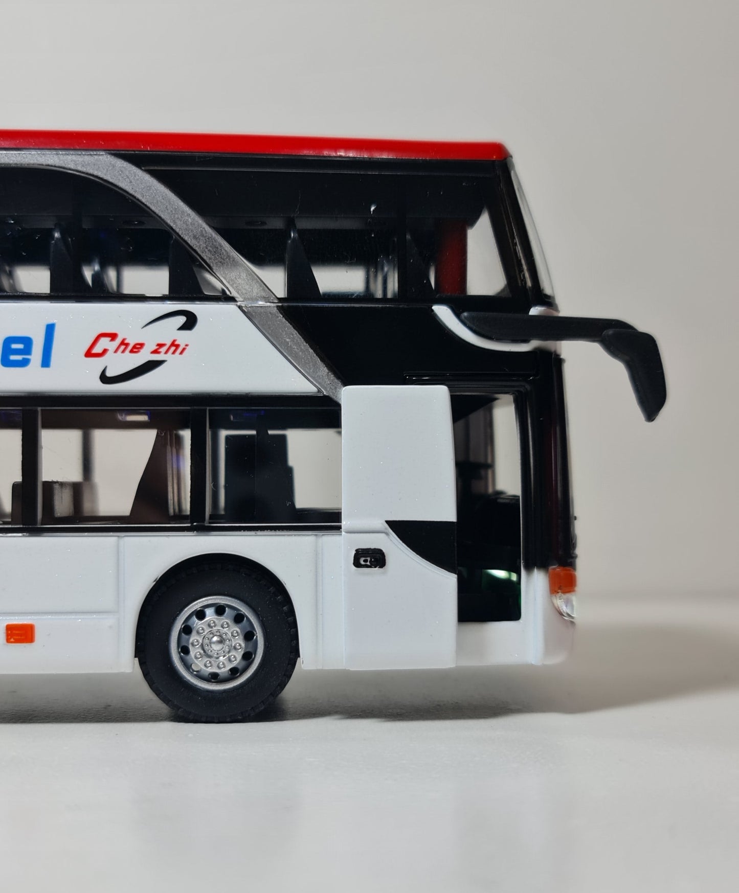 DOUBLE DECKER BUS