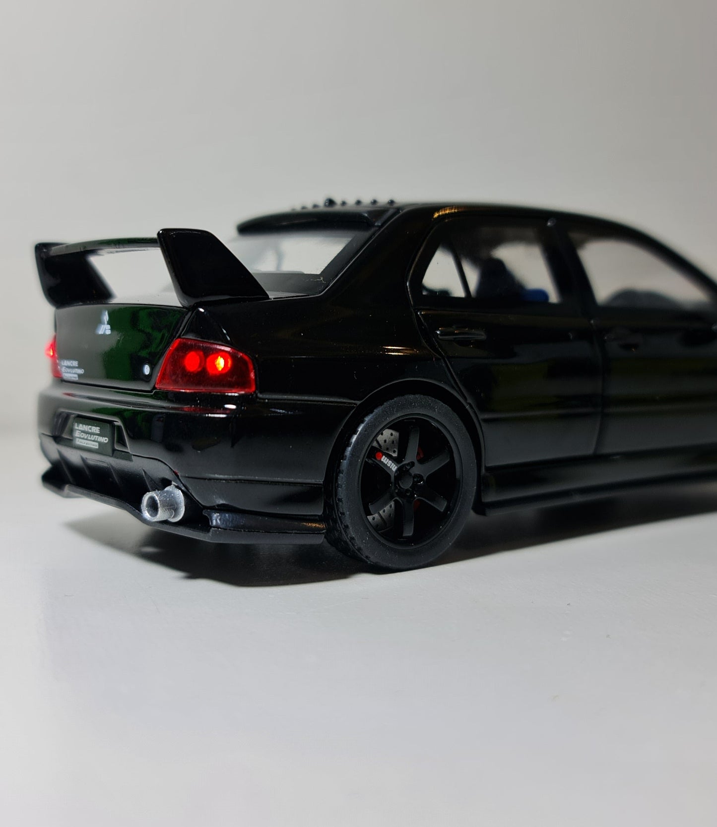 MITSUBISHI LANCER EVO 9