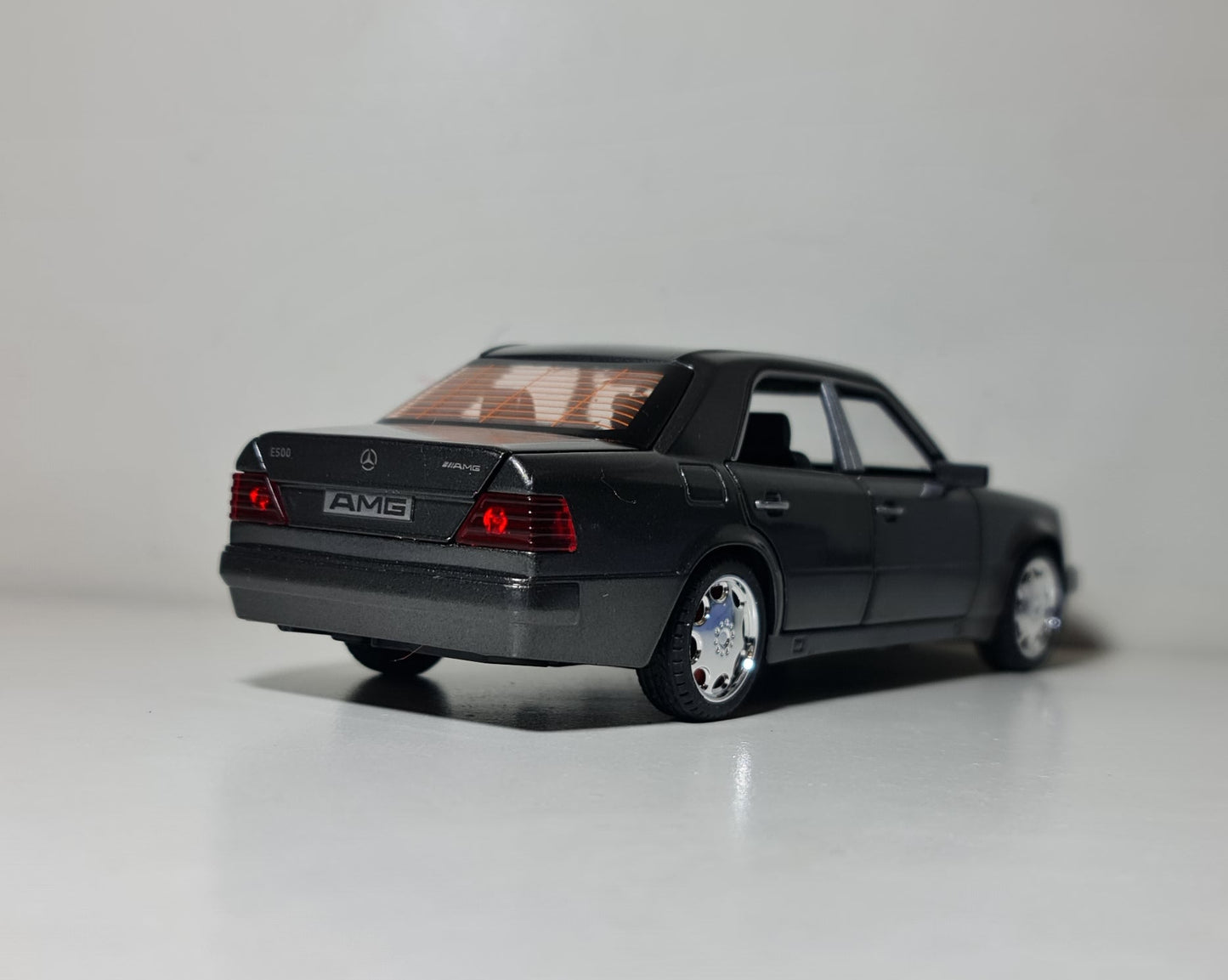 MERCEDES W124