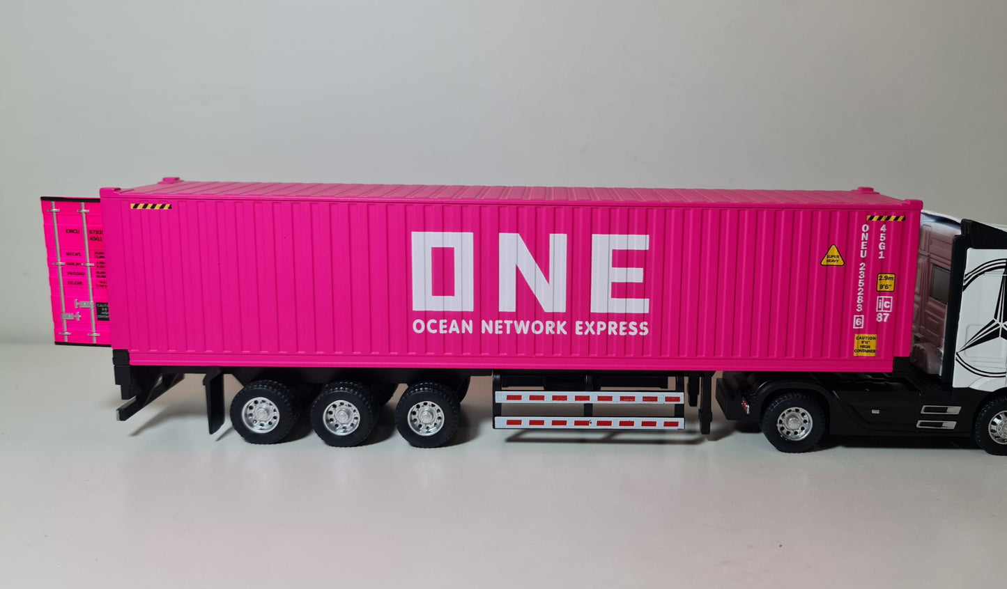 MERCEDES ACTROS (ALL METAL VERSION)
