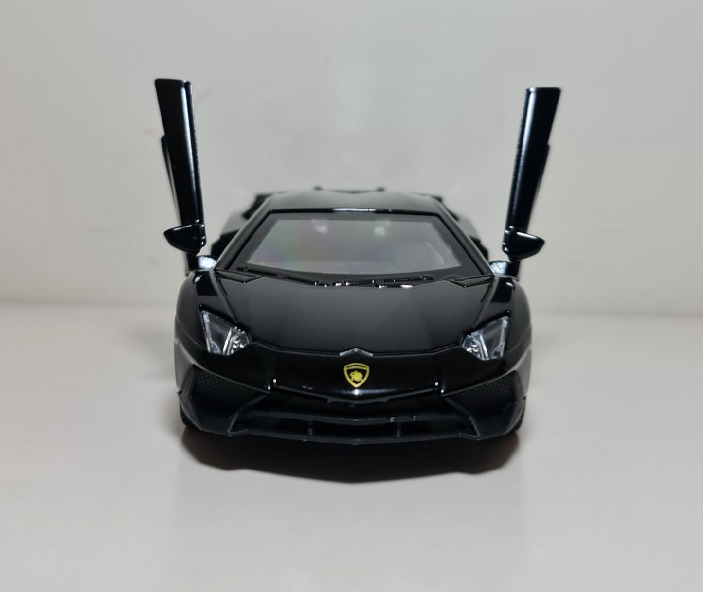 LAMBORGHINI AVENTADOR SVJ