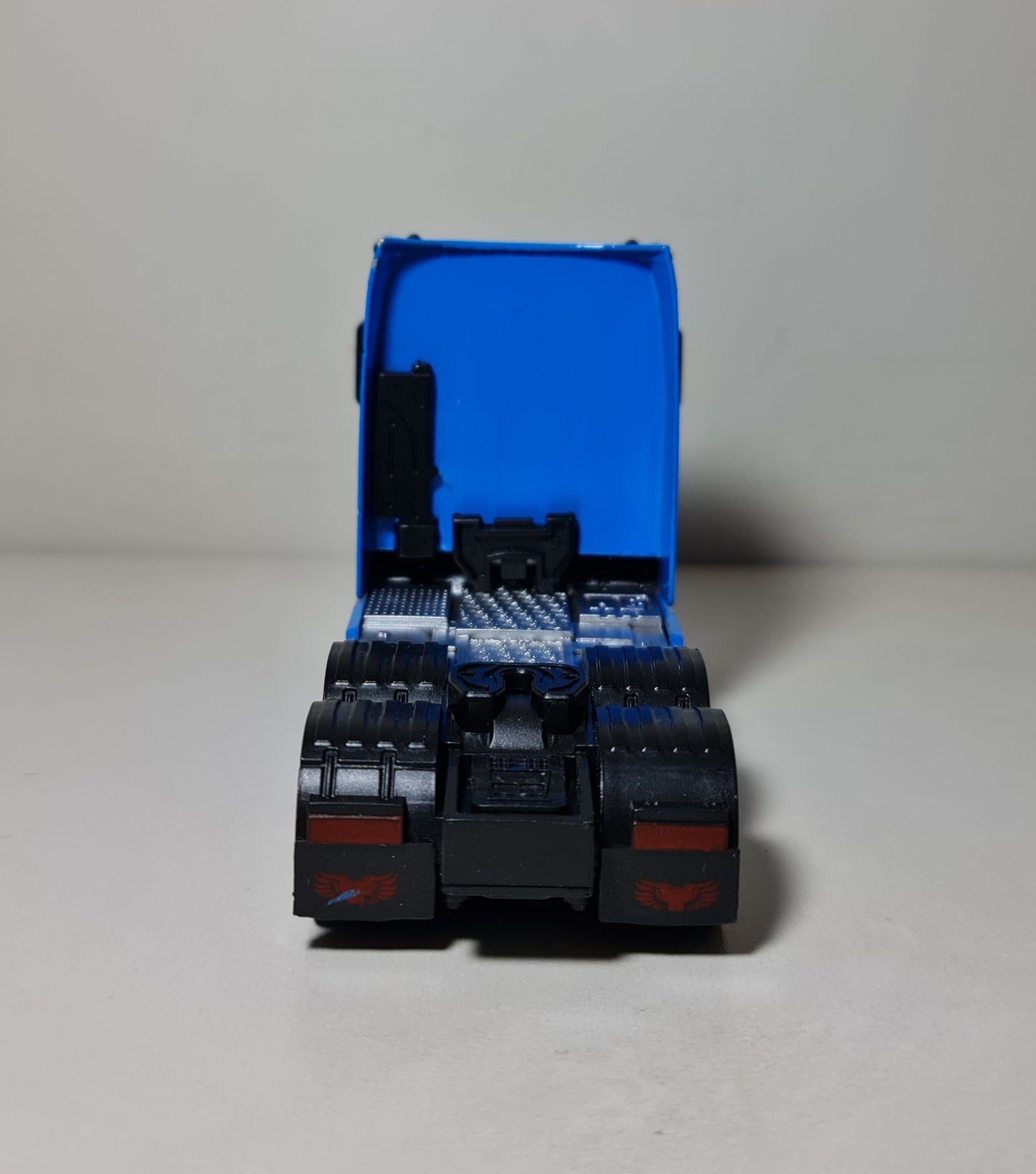 MAN CONTAINER HEAD