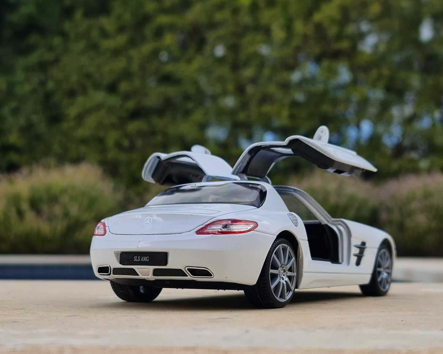 MERCEDES SLS AMG
