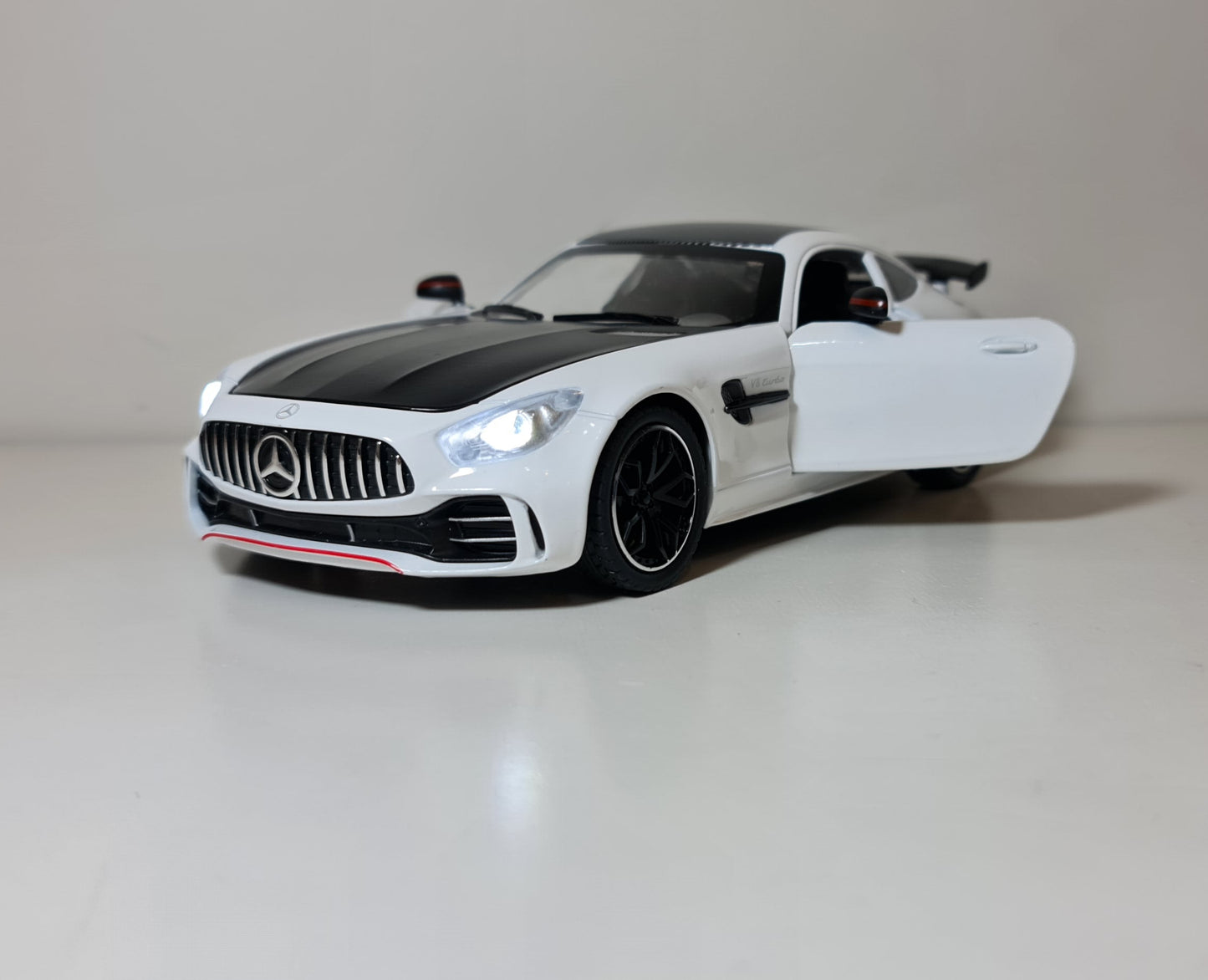 MERCEDES GTR AMG