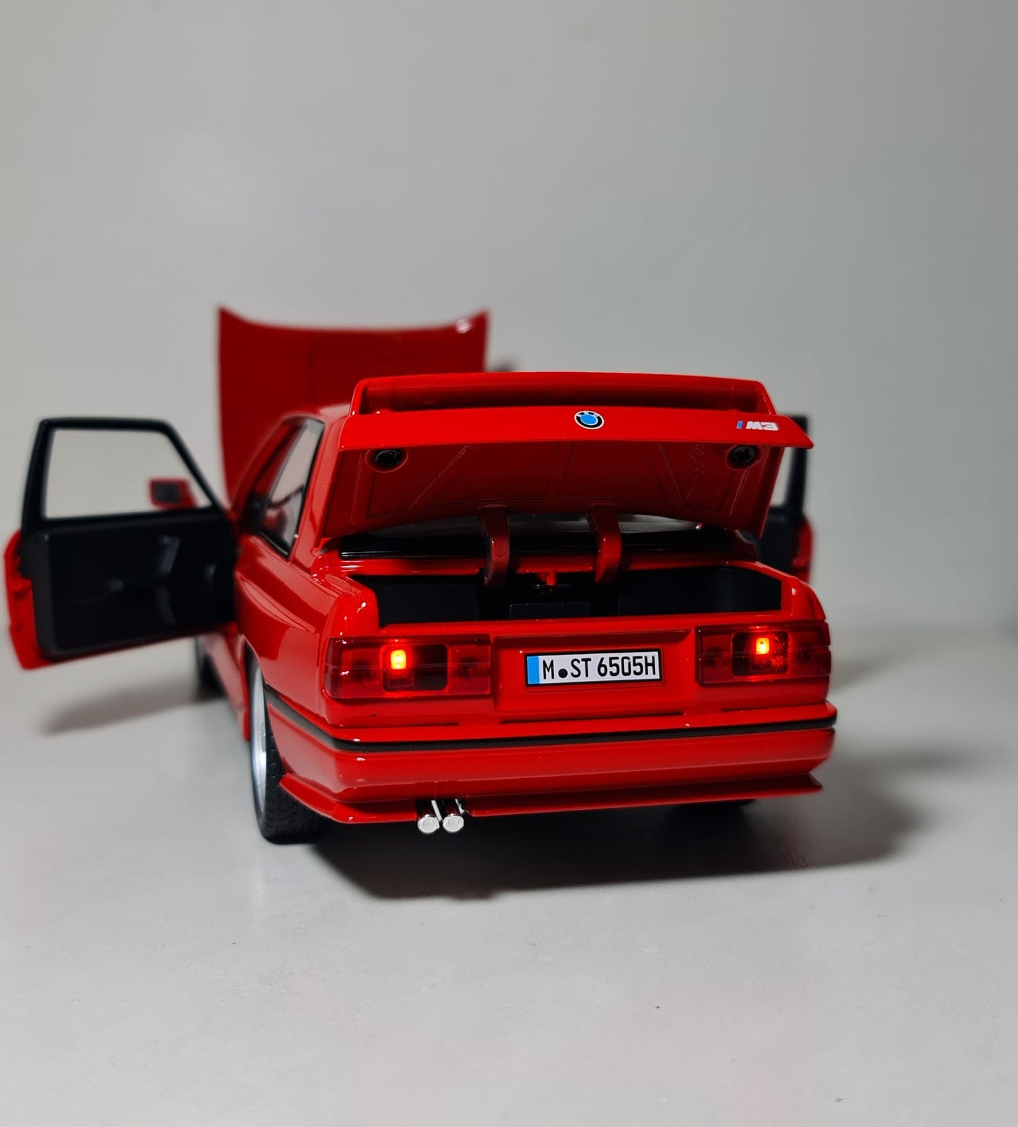 BMW M3 E30