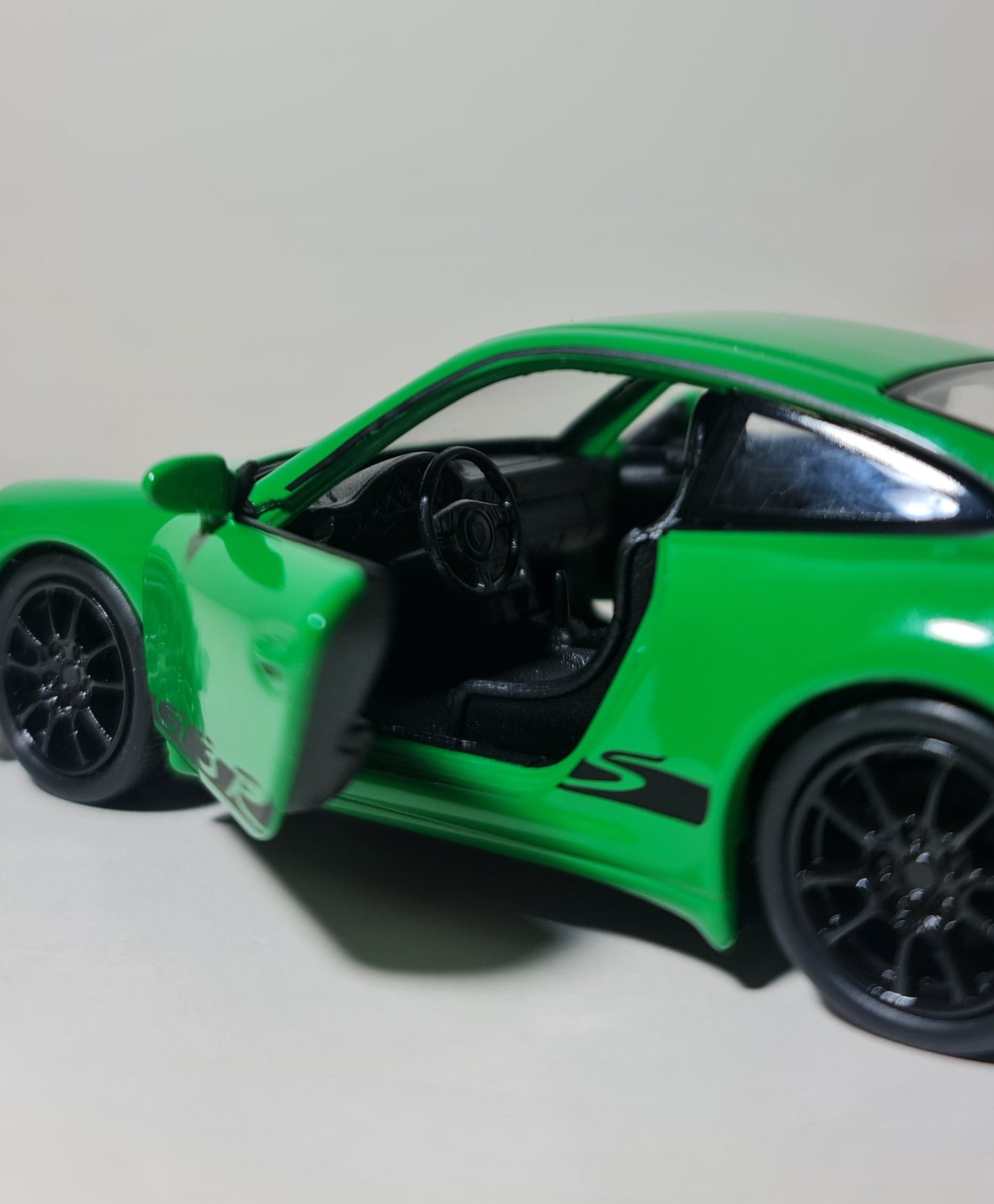 PORSCHE 911 GT3RS 991