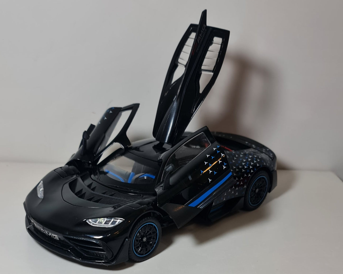 MERCEDES ONE