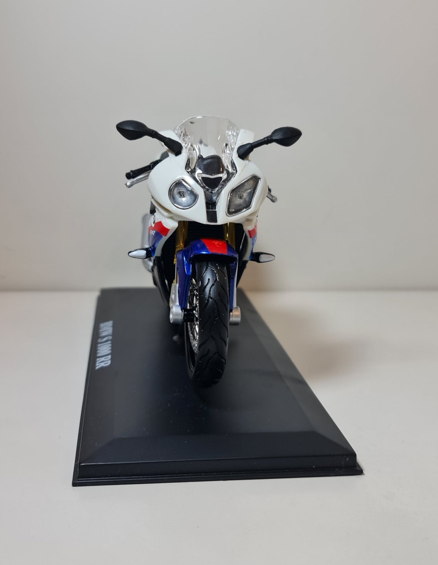 BMW S1000 RR (MAISTO)