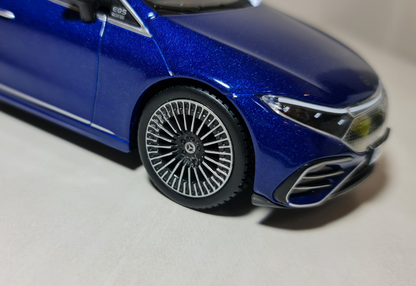 MERCEDES EQS