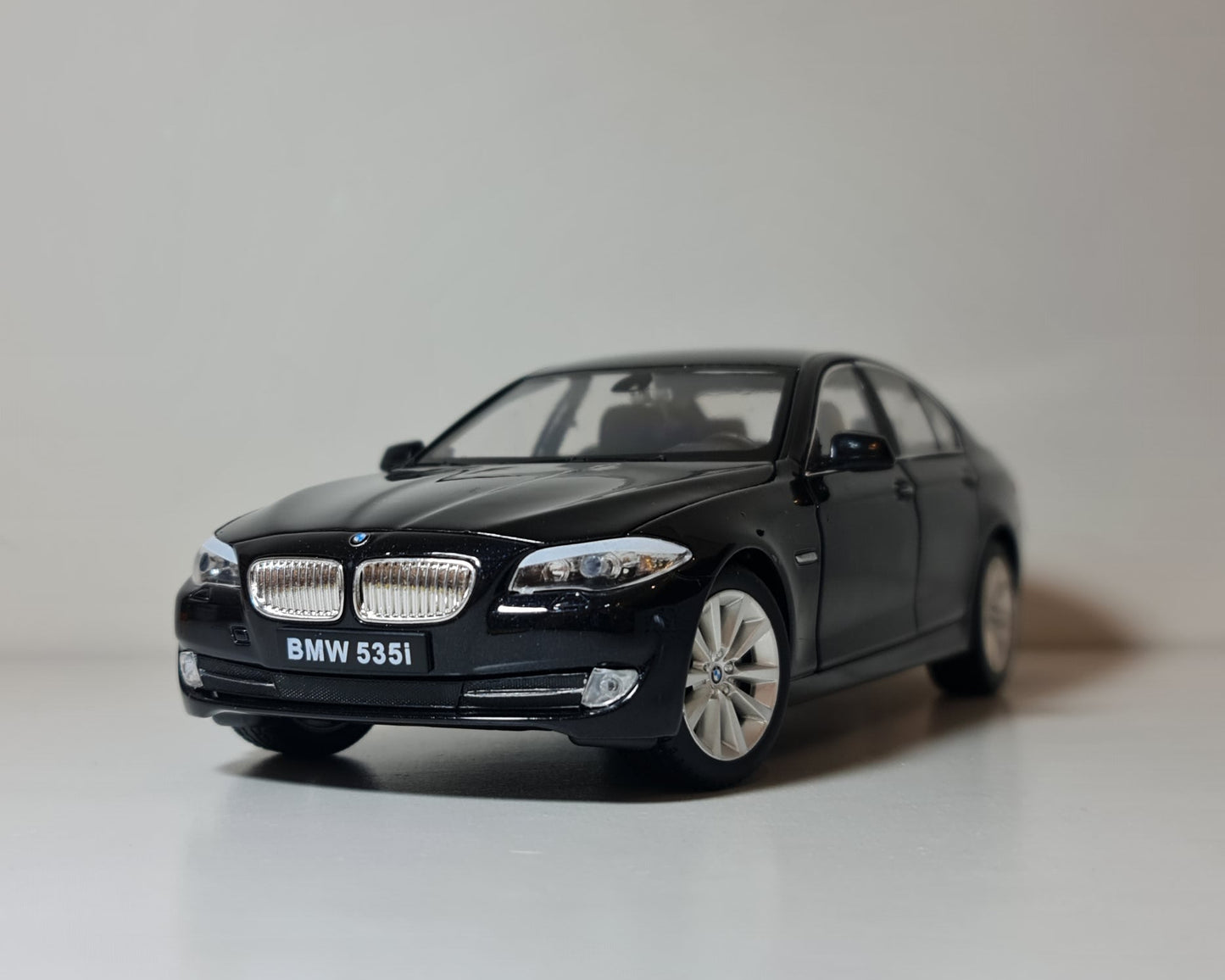 BMW 5th SERIES F10