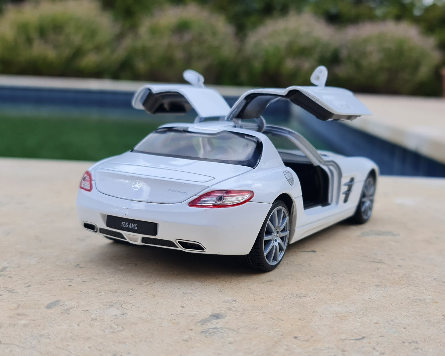 MERCEDES SLS AMG