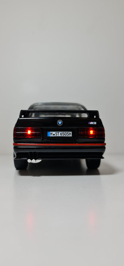 BMW E30