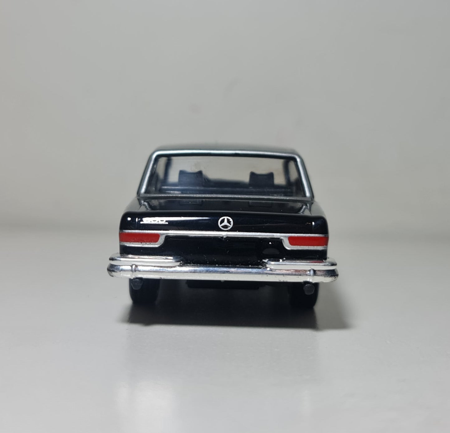 MERCEDES D600 PULLMAN