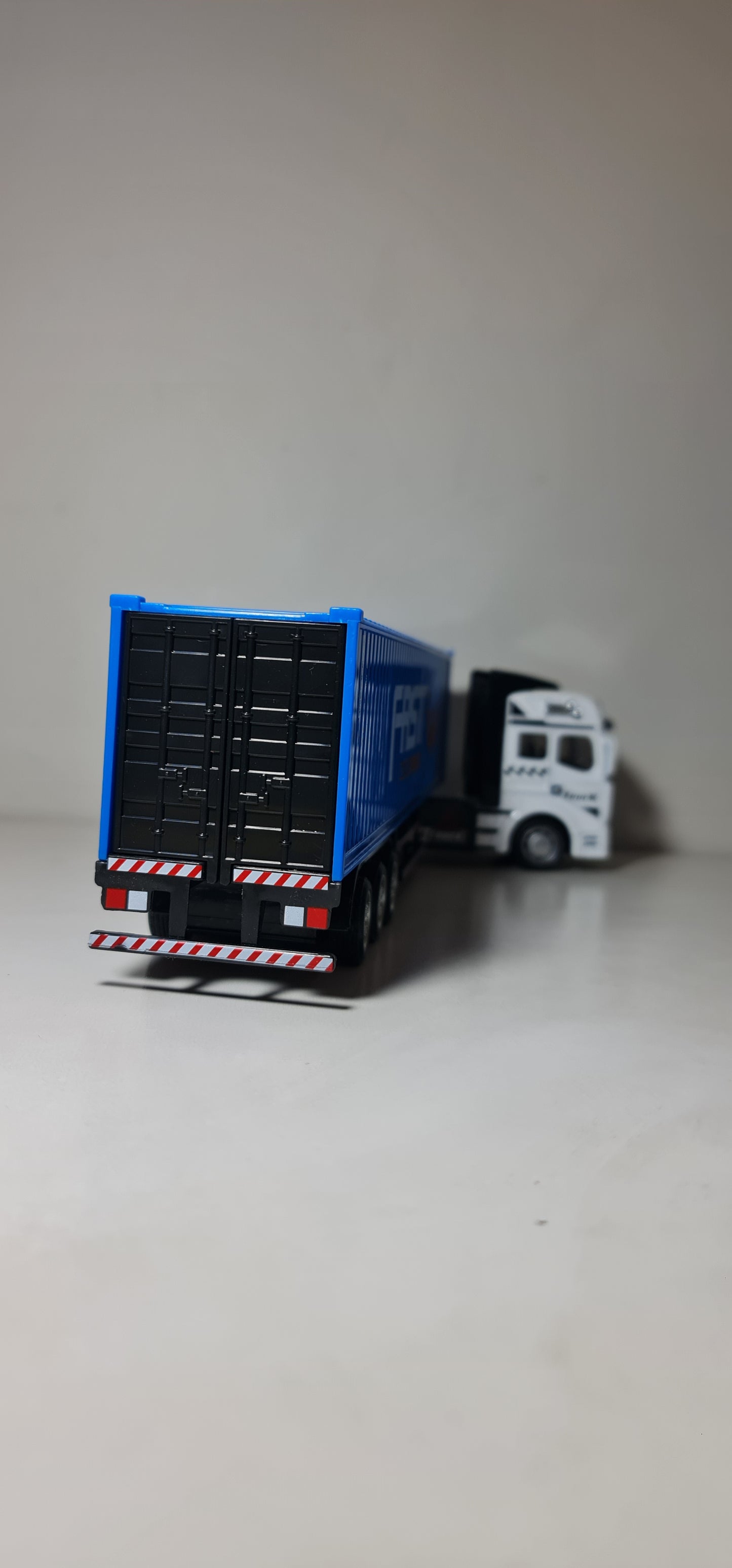 FAST CONTAINER !!!