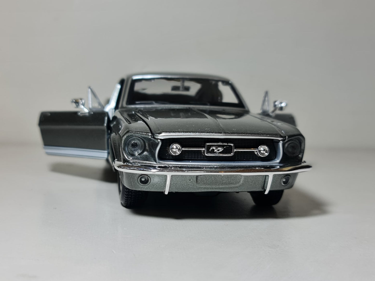 FORD MUSTANG GT 1967