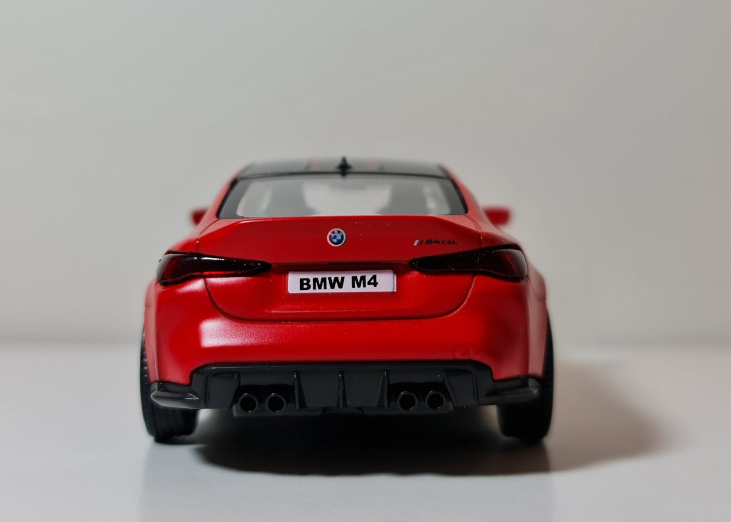 BMW M4 CSL