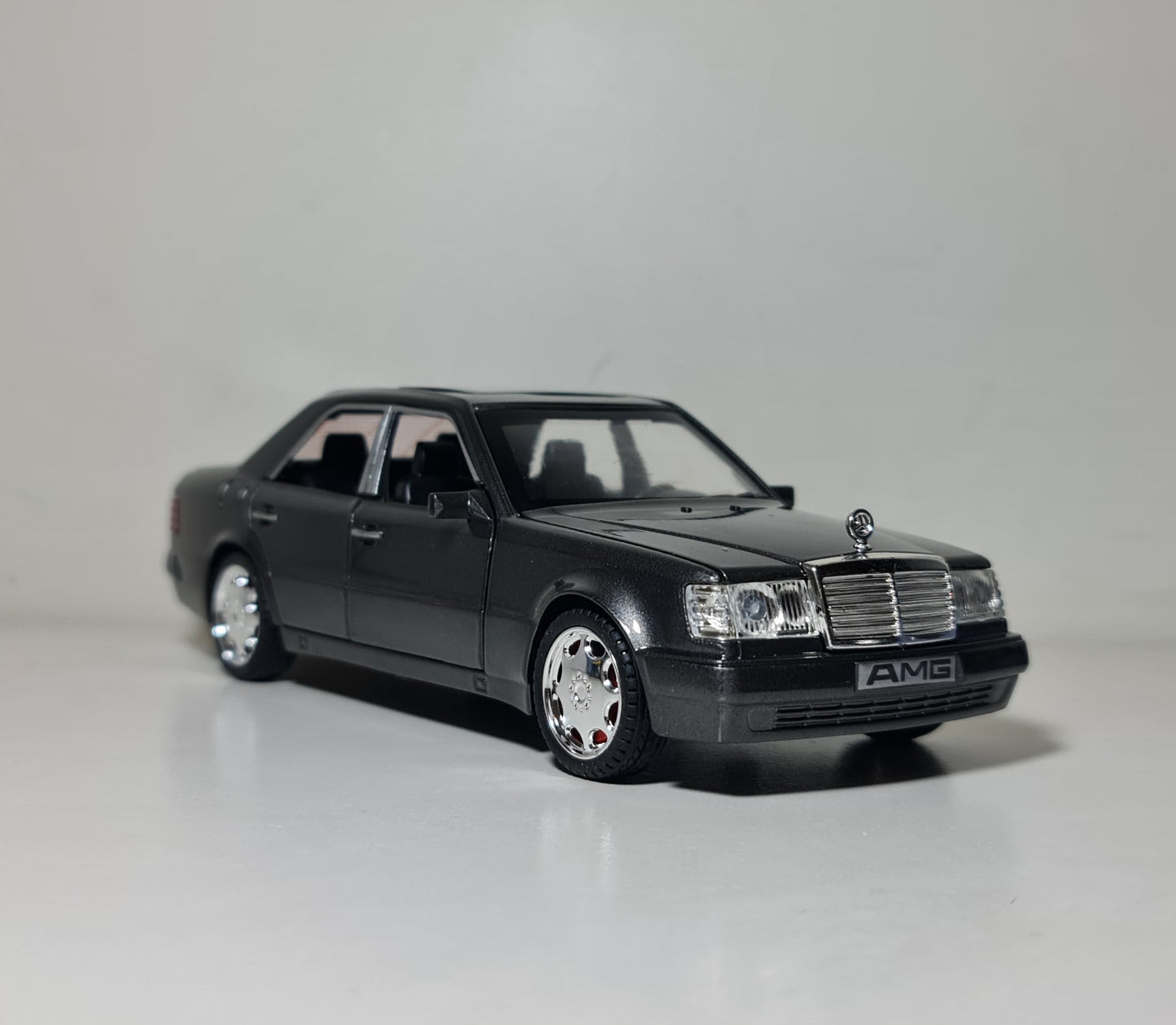 MERCEDES W124