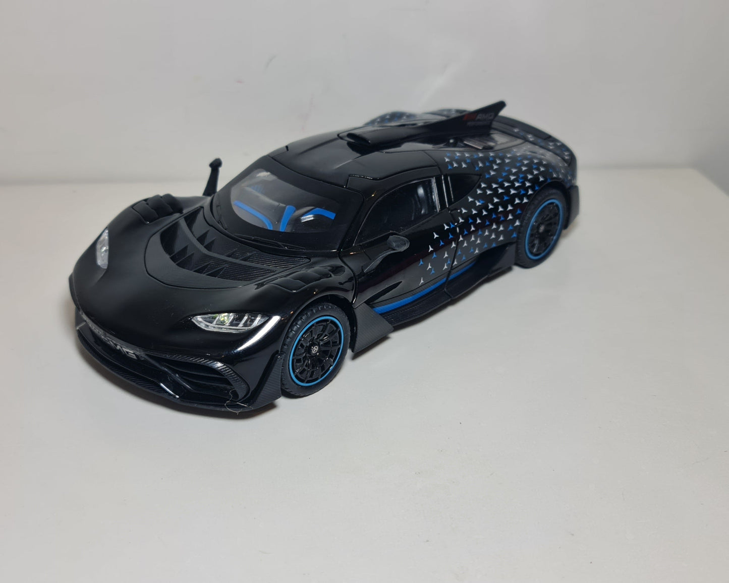 MERCEDES ONE