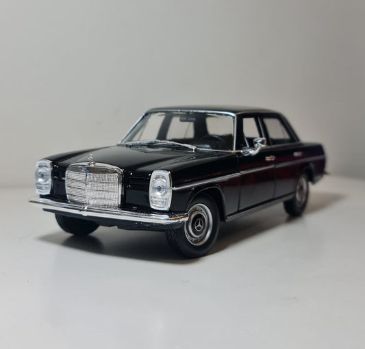 MERCEDES W115 220E