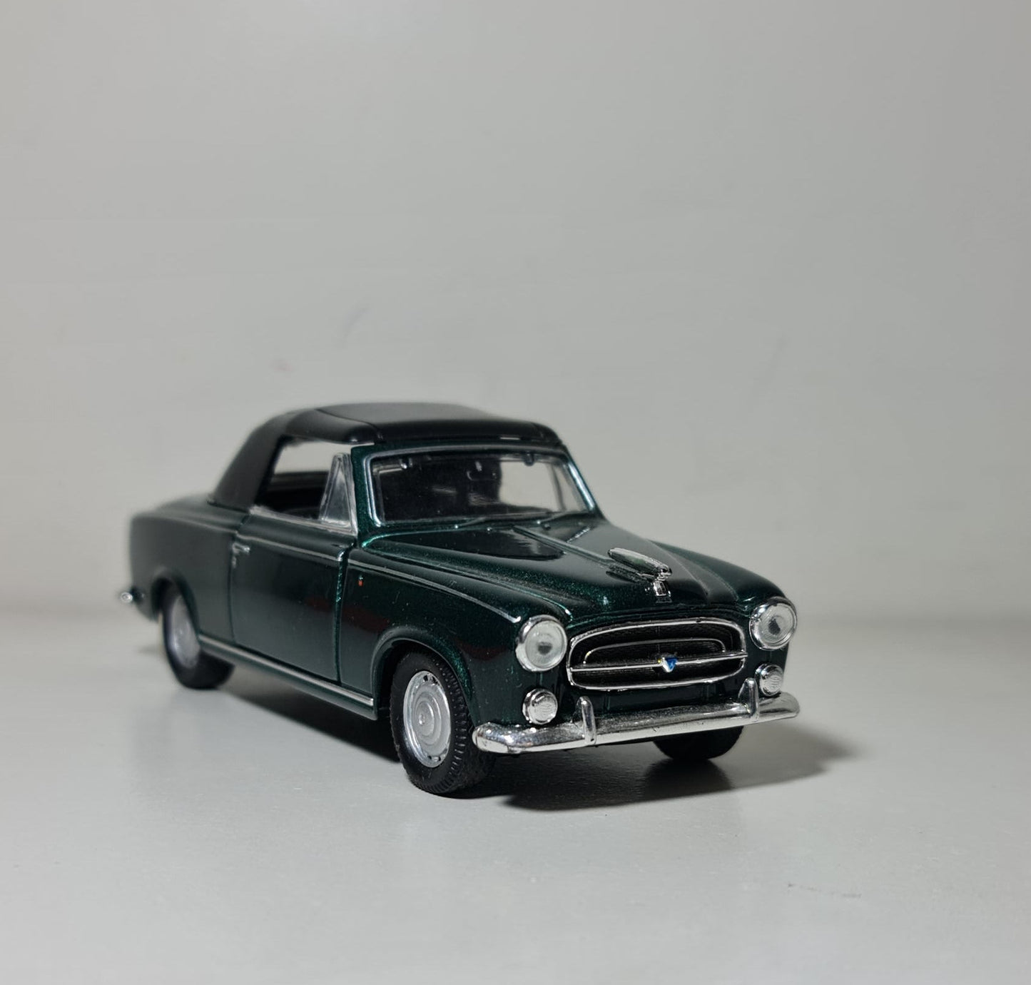 PEUGOET 403