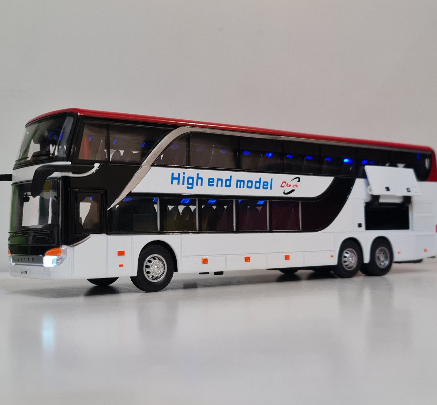 DOUBLE DECKER BUS