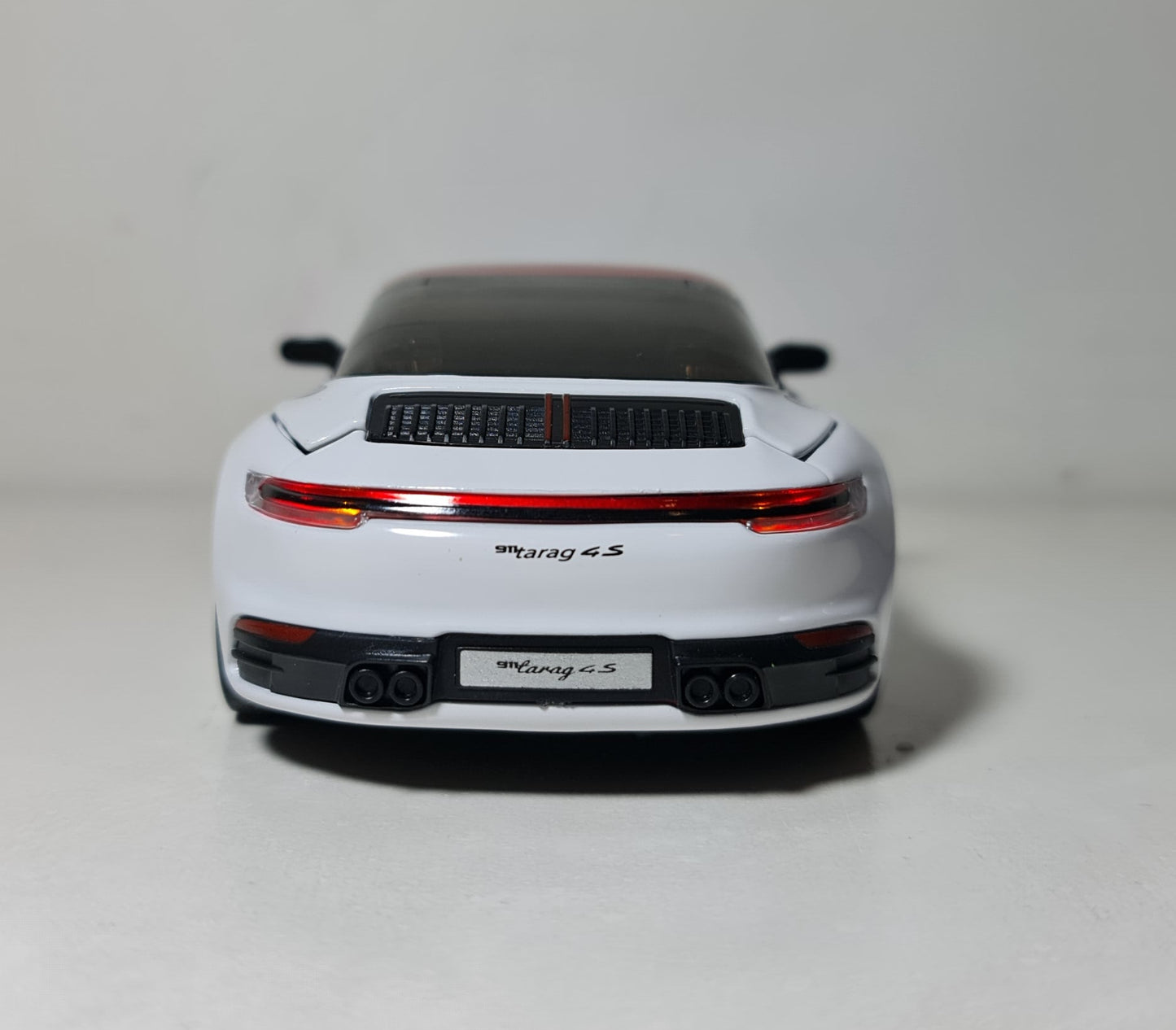 PORSCHE 911 TARGA 4S
