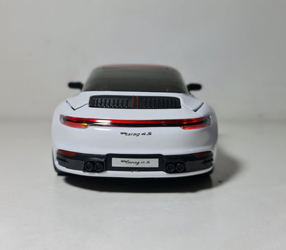 PORSCHE 911 TARGA 4S