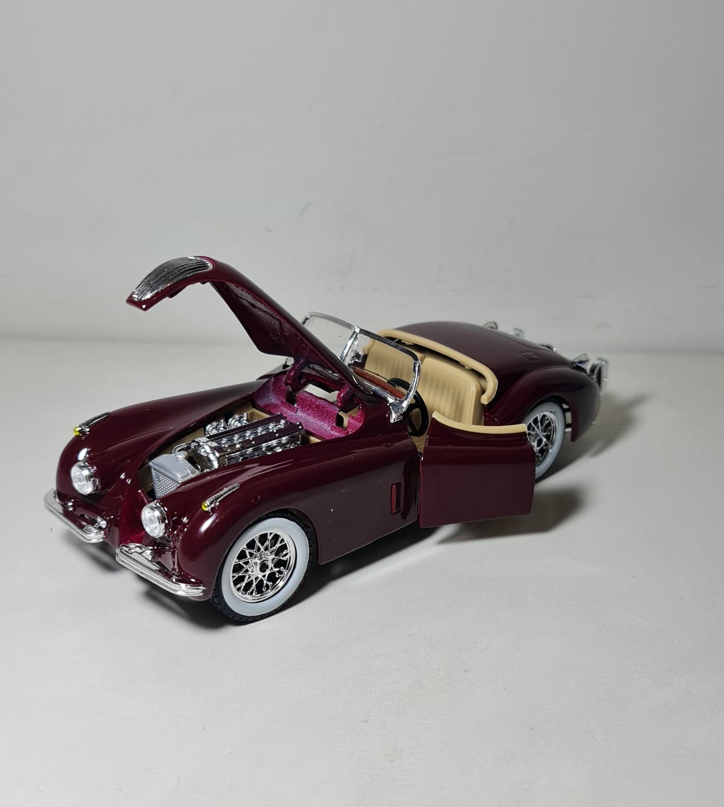 JAGUAR XK 120 1951