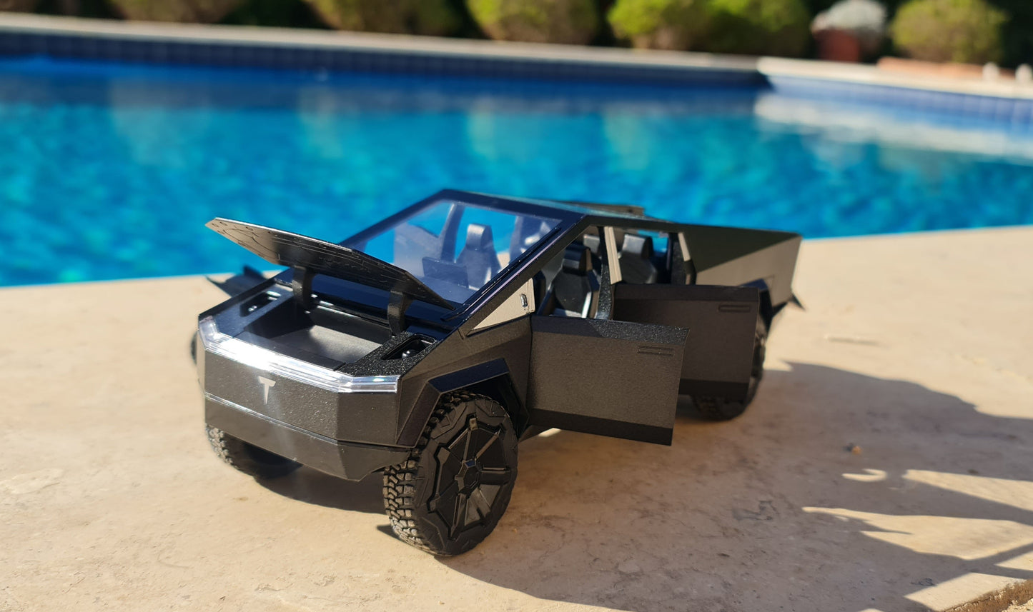 TESLA CYBERTRUCK